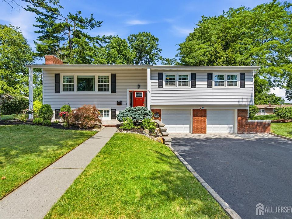 1st image of 25 Merker Dr