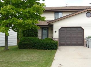 9257 N Burbank Ave, Milwaukee, WI 53224