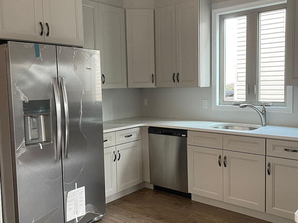 1st image of 63 Holcomb Ave #1