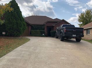 4621 Saint Francis Ave, Dallas, TX 75227