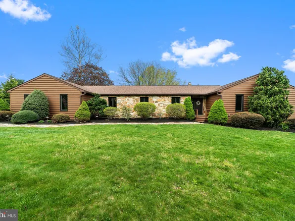 825 William Thomas Dr, Kennett Square, PA 19348