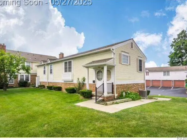 21360 E Glen Haven Circle, Novi, MI 48167