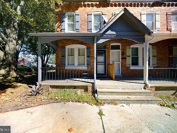 2nd image of 1435 Edgmont Ave