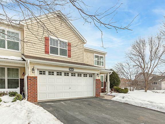 3rd image of 9680 Linden Ln N