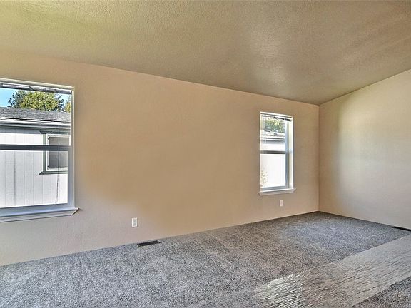 3rd image of 2101 S 324th St Unit 35