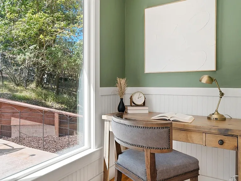 Nook with calming natural views