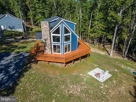 5th image of 211 Arthur Burke Ln