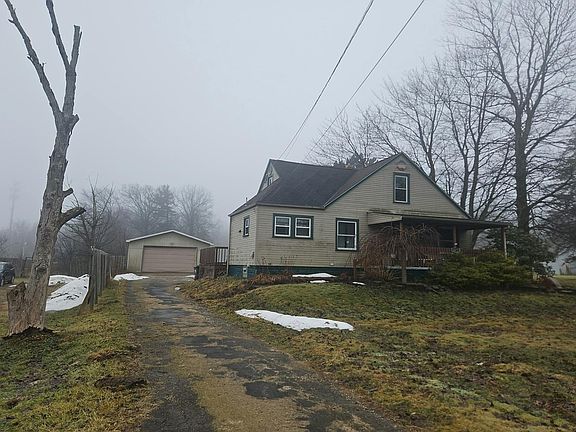 3rd image of 4455 New Rd