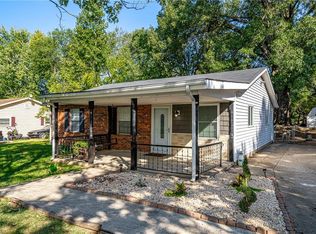 402 Tipperary Dr, Greensboro, NC 27406