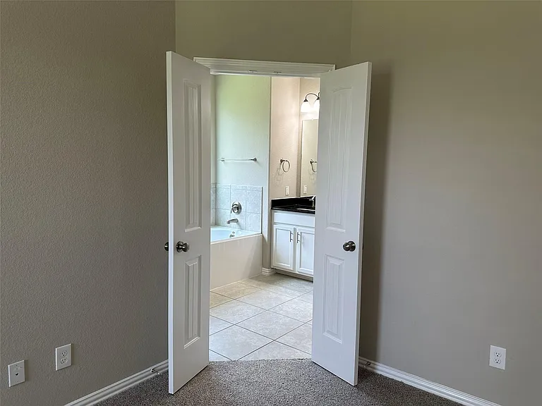 31707 Chapel Rock Ln — Photo 14