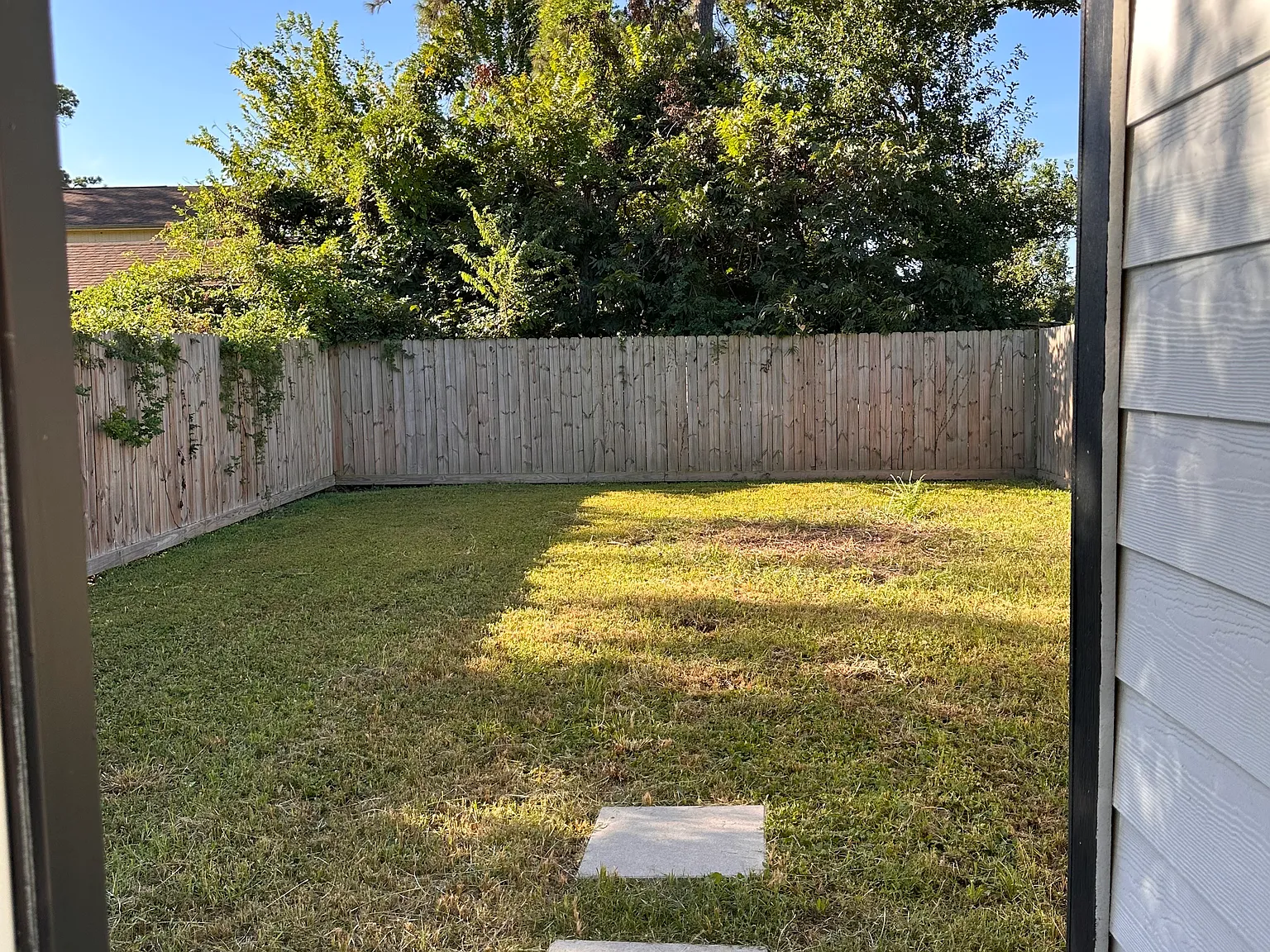 3 bed, 1314 sqft, $1,700 — Photo 2