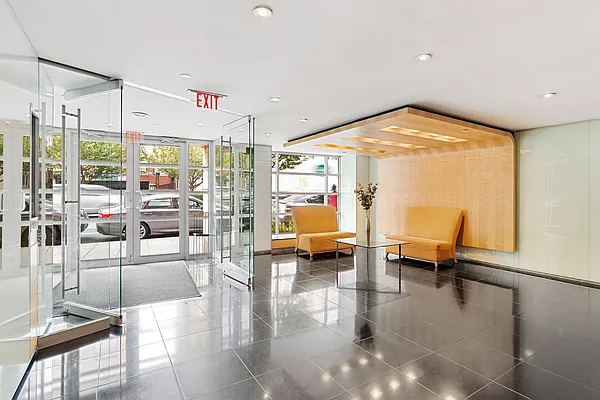 Rented by Compass | media 40