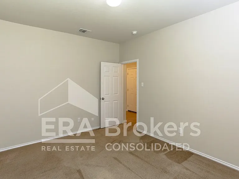8918 Night View Dr — Photo 15