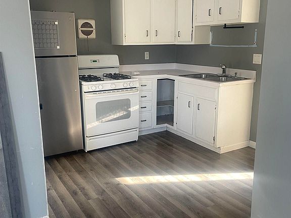 5th image of 807 N Courtland Park Dr