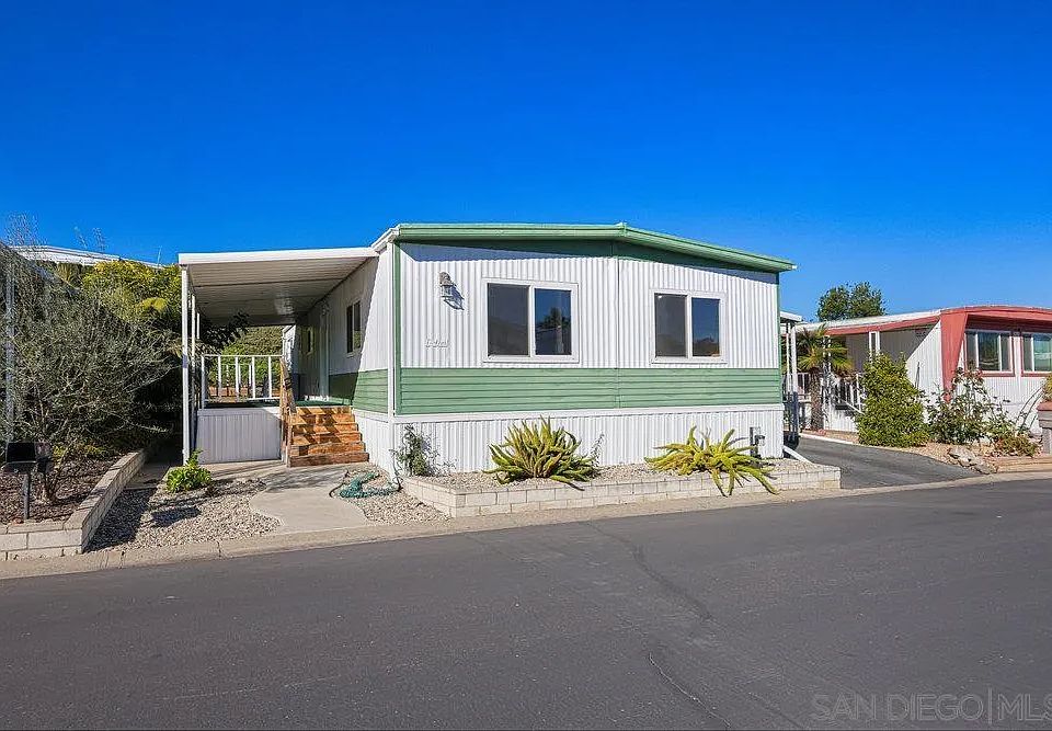 1st image of 444 N El Camino Real N #26