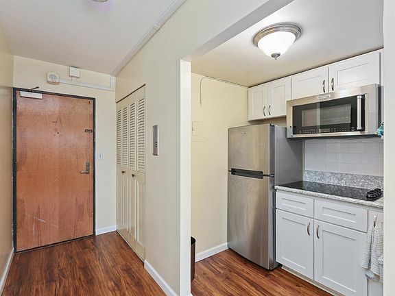 4th image of 555 E William St APT 11H