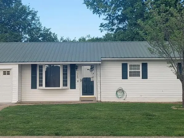 349 N West Ln, Jackson, MO 63755