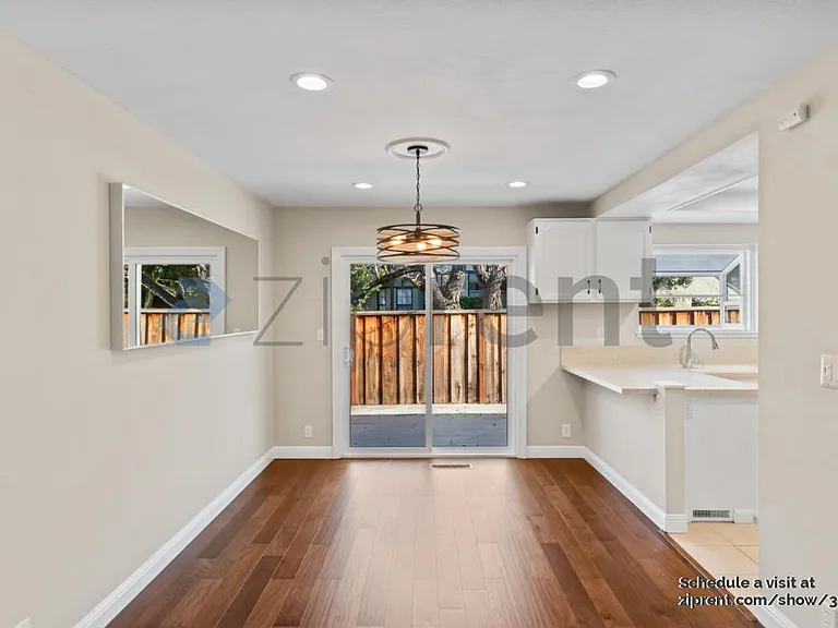 2950 Moorpark Ave — Photo 8