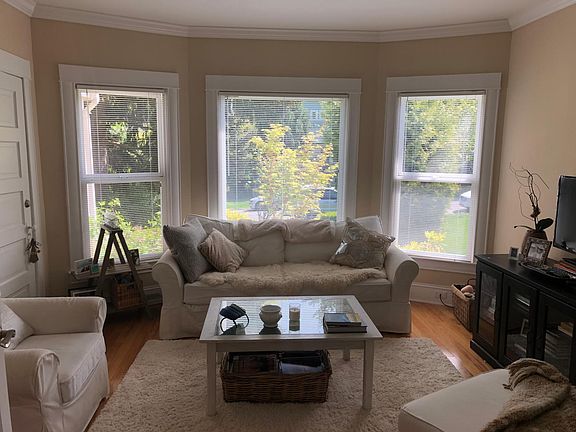 Bedroom 2 (Current Tenant is using as a Living Room)