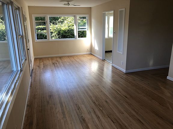 3rd image of 338 Sonora Ave