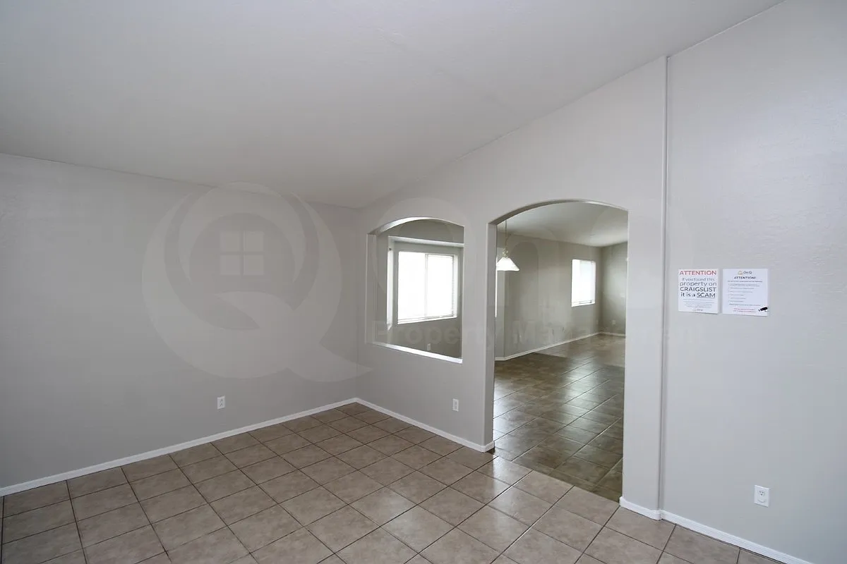 4 bed, 2.0 bath, 1570 sqft, $1,799 — Photo 4