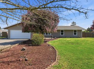 1270 NE Blossom Dr, McMinnville, OR