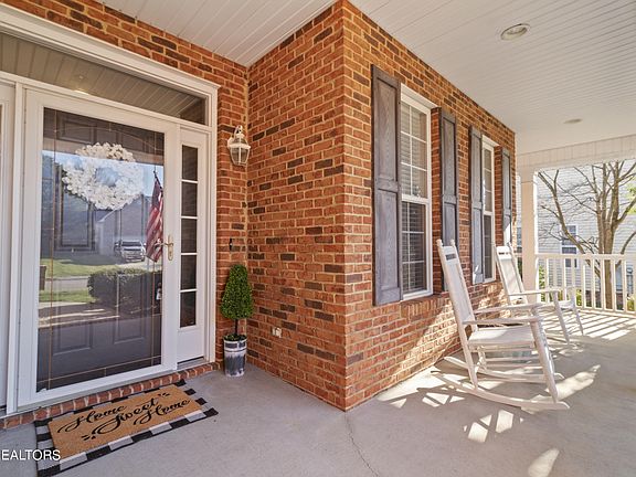 5th image of 1845 Fleming Valley Ln