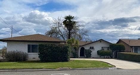 1st image of 12767 McDowell St