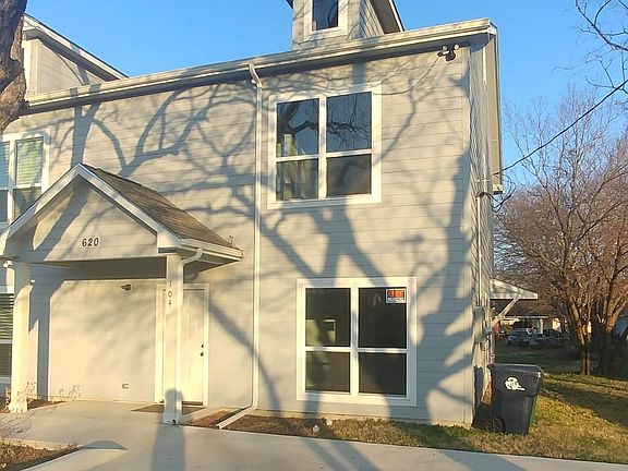 2nd image of 620 Railroad Ave #104