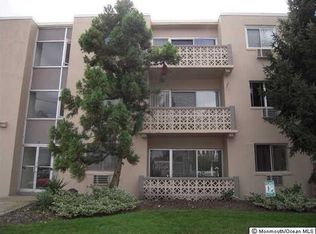 21 Leroy Pl APT 1B, Red Bank, NJ 07701