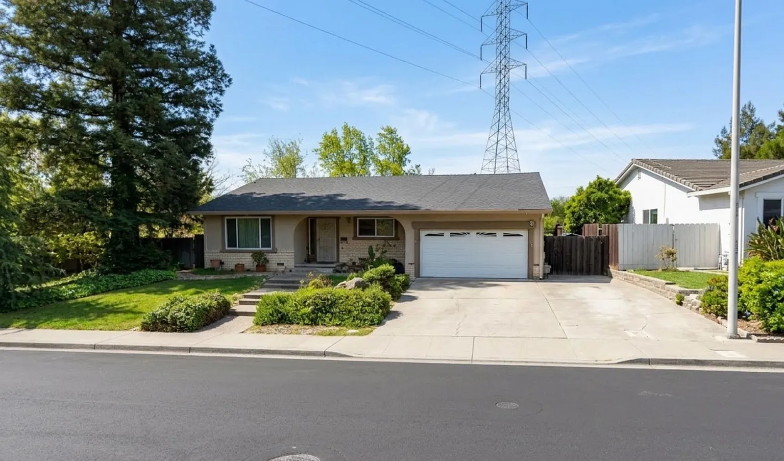 3228 Camby Rd photo 1