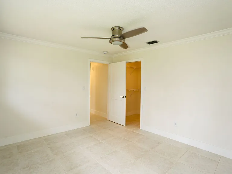 2901 Crayton Rd — Photo 66