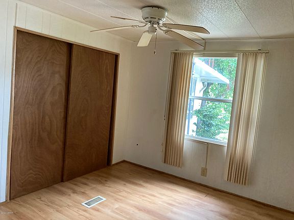 5th image of 5417 Pineland Ave