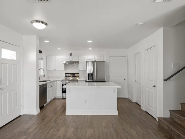 87-1635 Mokila St, Waianae, HI 96792