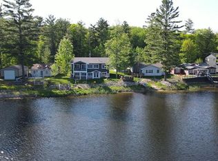 3382 E Pinecrest Dr, Gladwin, MI 48624