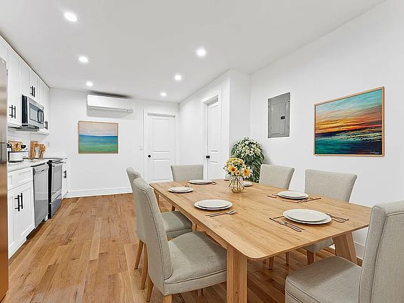 3rd image of 1851 Atlantic Ave #1