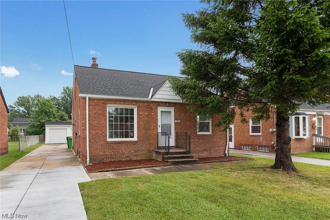 25800 Farringdon Ave, Euclid, OH 44132 MLS 4469266 Zillow