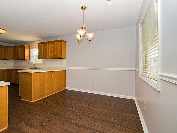 5th image of 6319 Lakota Meadows Dr
