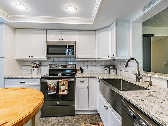 4th image of 3157 Landmark Dr APT 415