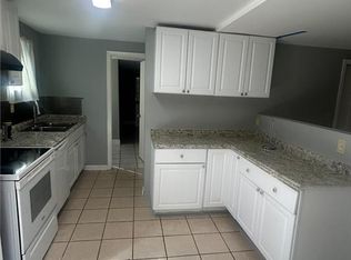 462 Ohern Ct, Stone Mountain, GA 30088