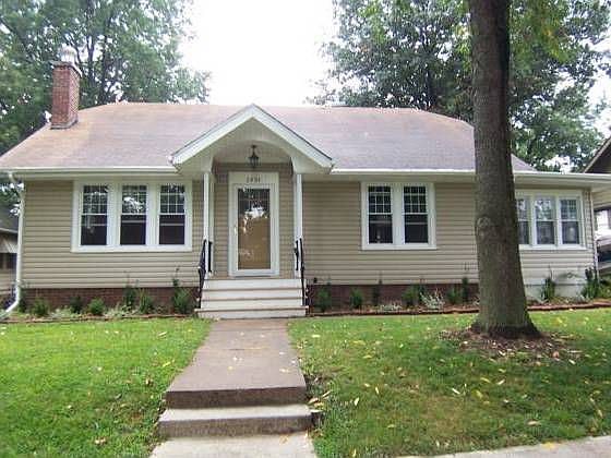 1st image of 2834 Doniphan Ave