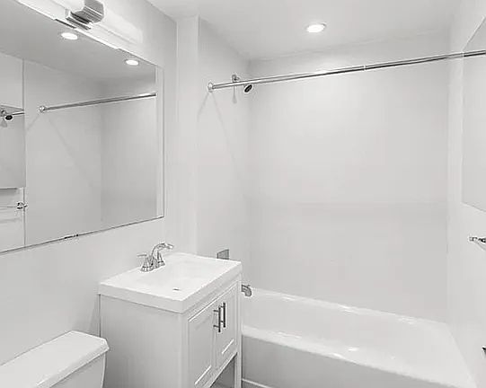5th image of 1955 1st Ave APT 732
