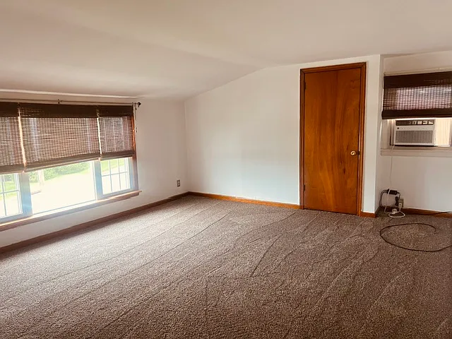 2 bed, 700 sqft, $2,000 — Photo 4
