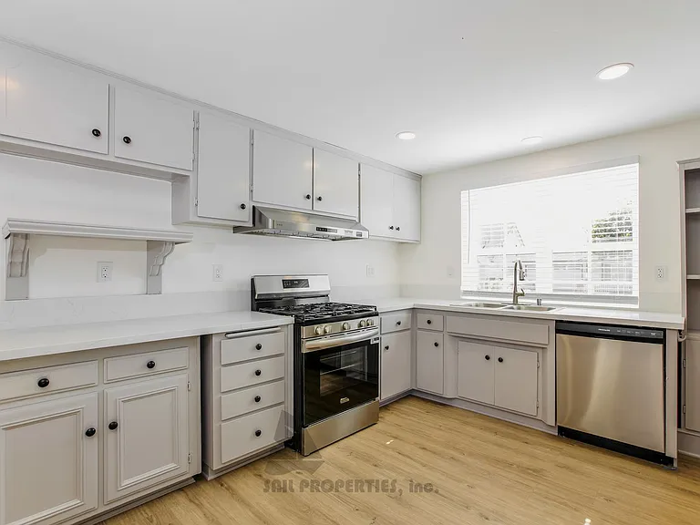 9618 Pauline Dr — Photo 9
