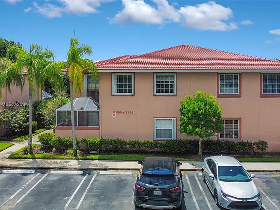 4th image of 11880 Royal Palm Blvd