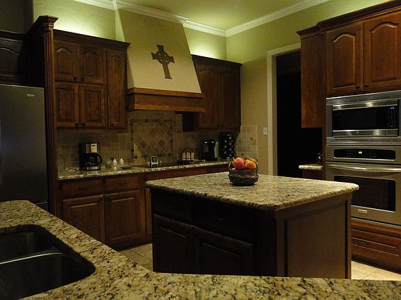 5th image of 1862 Plum Creek Dr