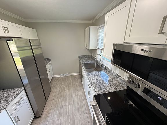 5th image of 737 N 78th St