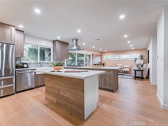 3rd image of 1260 Crest Vista Dr
