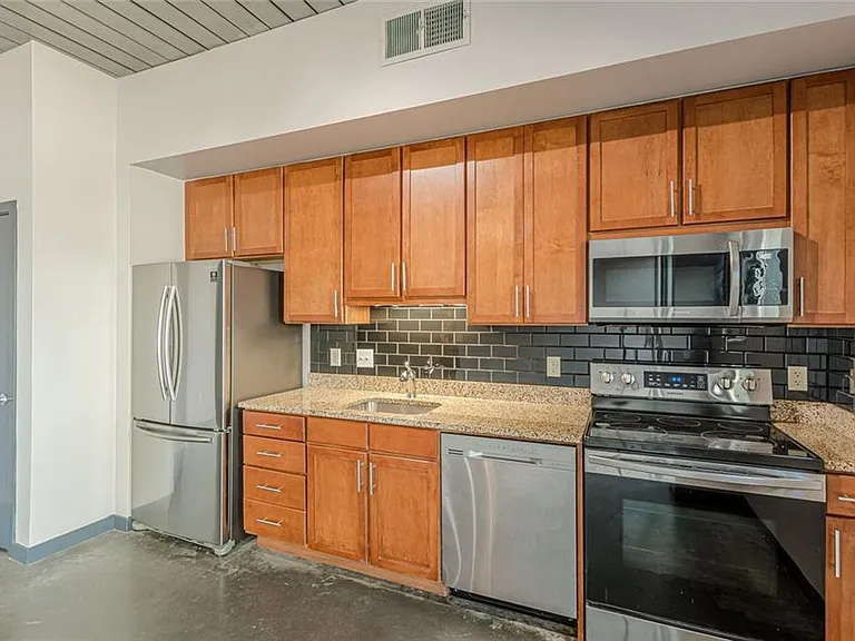 620 Glen Iris Dr NE #501 — Photo 43