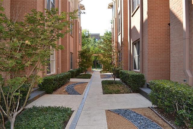 1st image of 4412 McKinney Ave APT 7